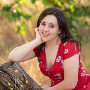 Meet your Posher, Kelli